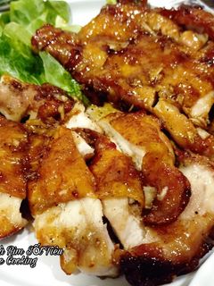 Hình của món Đùi Gà Rim Tiêu với NCKD - Chicken w Black pepper Sauce.