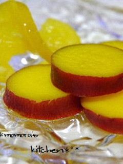 A picture of Easy Sweet Potatoes Stewed in Orange Juice.