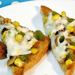 A picture of Vegetable Toast.