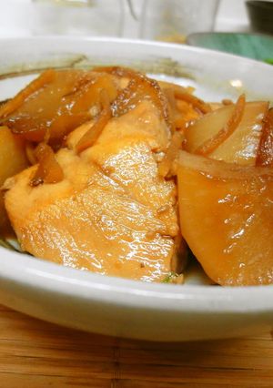 A picture of My Family's Easy Simmered Amberjack & Daikon Radish.