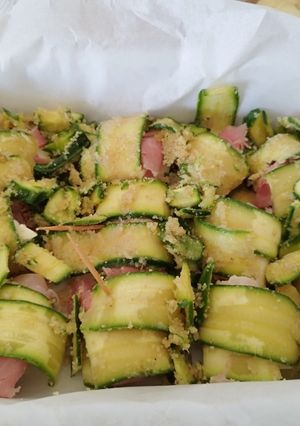 Foto di Involtini di zucchine