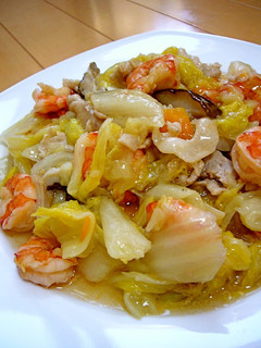 A picture of Chop Suey with Shrimp and Chinese Cabbage.
