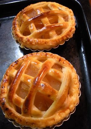 A picture of Apple Pie (with Cream Cheese Custard).