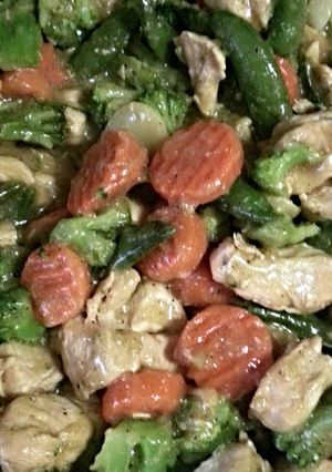 A picture of Easy Chicken Stir Fry.