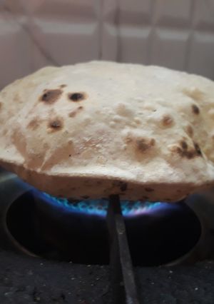 રોટલી રેસીપી મુખ્ય ફોટો