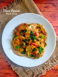 Foto resep 253. Telur Ceplok Masak Kecap