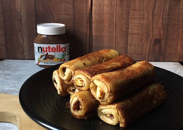 Banana Chocolate French Toast Roll Up