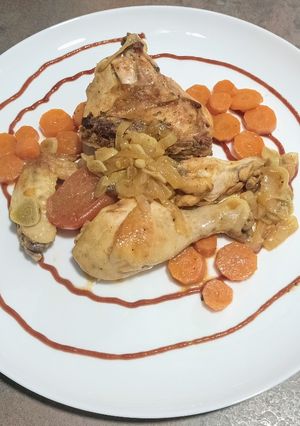 Una foto de Pollo a la barbacoa con verdura