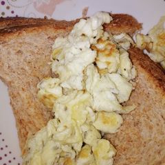 A picture of Spicy scrumbled eggs #themechallenge.