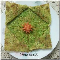 A picture of Matar paratha.