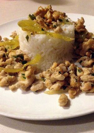 A picture of Thai Basil Chicken.