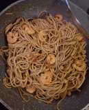Pestós-garnélás csicseriborsós teljes kiőrlésű spagetti