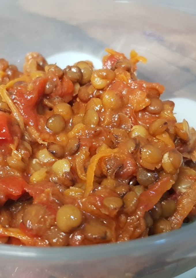 Una foto de Lentejas con verduras para bebés (blw)