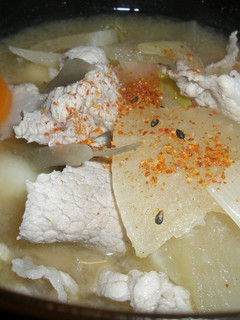 A picture of Professional-Tasting 'Tonjiru' Pork Miso Soup.