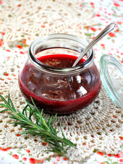 A picture of Raspberry Sauce (Raspberry Purée).