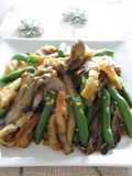 Maitake Mushrooms and Green Beans with a Ginger and Vinegar Dressing