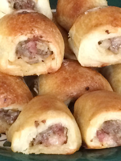 A picture of Bacon, Beef And And Cheese Roll.