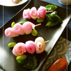 A picture of Skewered Kamaboko Roses.