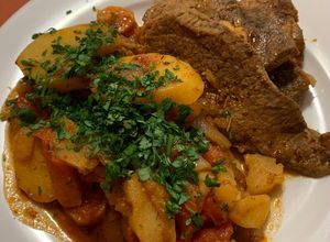 Una foto de Bifes a la criolla súper rápido y fácil