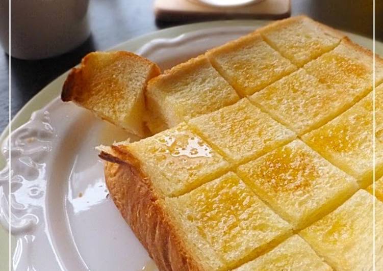 Recipe of Award-winning Tea Room-style Buttered Honey Toast