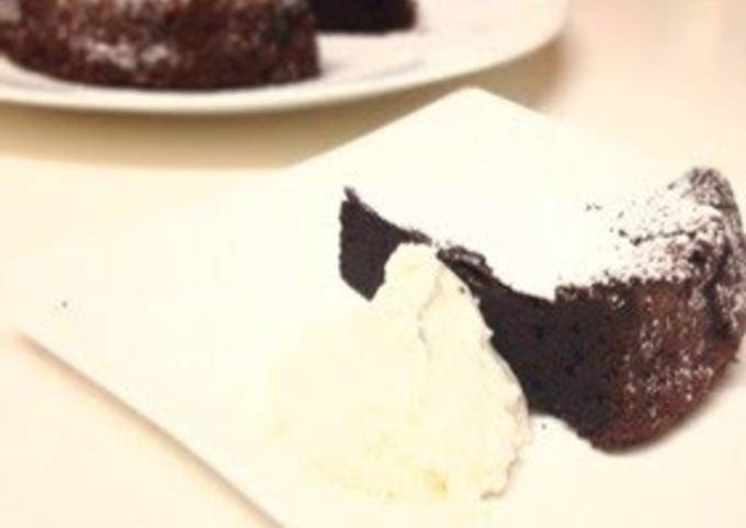 Recipe of Super Quick Heavy Cream-free Rich Gateau au Chocolat