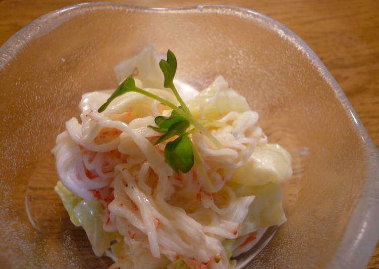 How to Make Quick Cabbage and Imitation Crab Lemon-Mayonnaise Salad