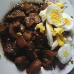 A picture of Pork Adobo.