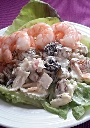 A picture of Sig's Fruit and Nut Coleslaw.