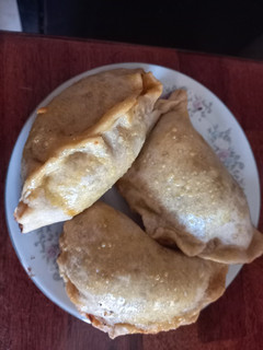 Una foto de Empanadas de atún con masa casera