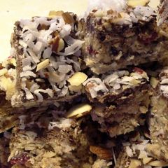 A picture of All Day Energy Bars.