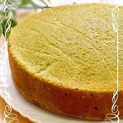 A picture of Moist and Fluffy Matcha Sponge Cake.