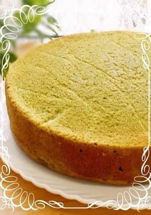 A picture of Moist and Fluffy Matcha Sponge Cake.