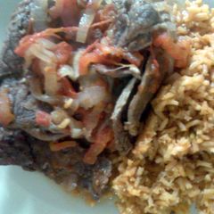 A picture of bistek al horno.