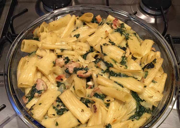 Dinner Ideas Butter Chicken and Spinach Rigatoni