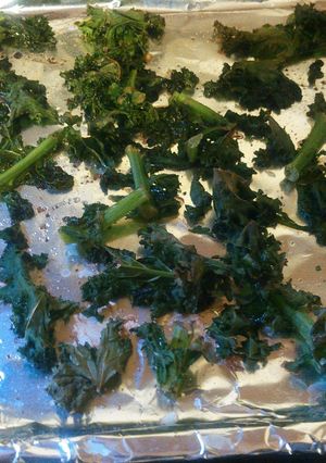 A picture of Kale chips.