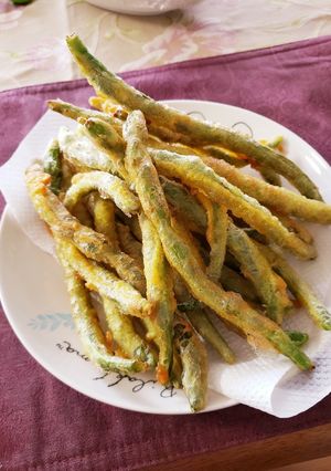 A picture of Curried Green Bean Tempura.