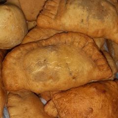 A picture of Beef empanada(meatpie).