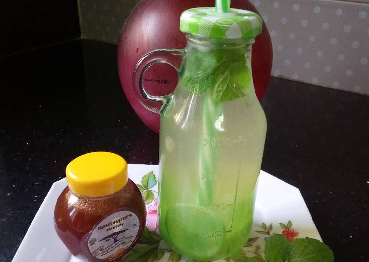 Easiest Way to Make Homemade Lemonade#5or lessingredients contest