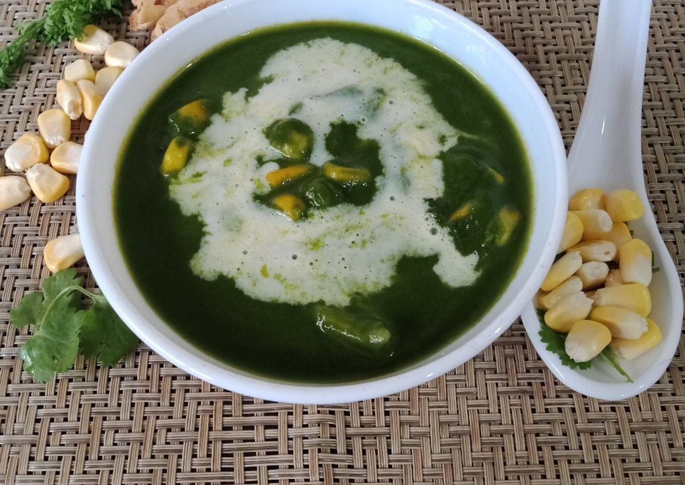 Spinach corn soup