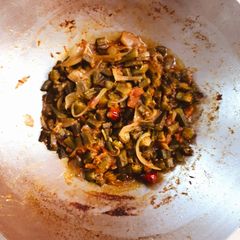 A picture of Karahi Bhindi (okra).