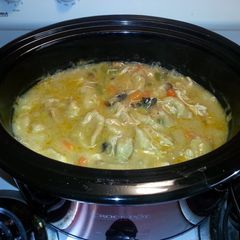 A picture of Crock Pot Chicken and Drunklins.