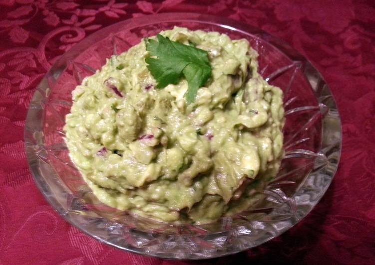 Easiest Way to Make Award-winning Game Day GUACAMOLE!