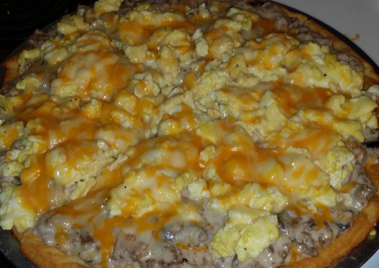 Step-by-Step Guide to Prepare Homemade Breakfast pizza