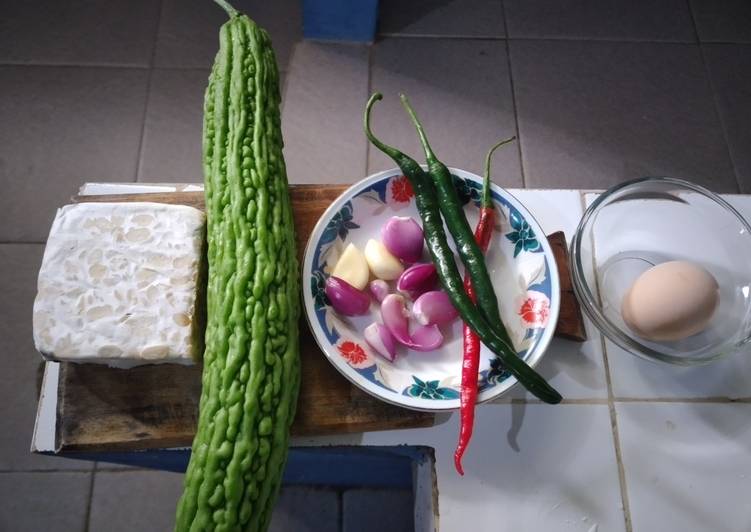 Tumis pare tempe Kriyuk