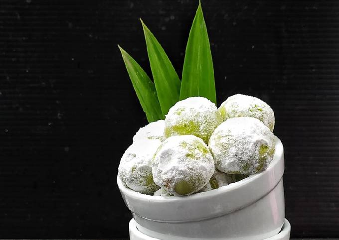 Resep Putri Salju Pandan Mete, Bisa Manjain Lidah