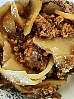A picture of Tinklee's Pear Crisp.