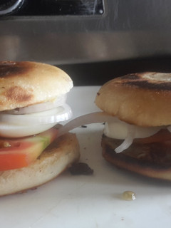 A picture of Bachelor Sunday Burger.