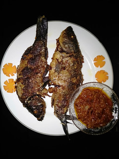 Foto resep Ikan mas goreng dan sambal goreng