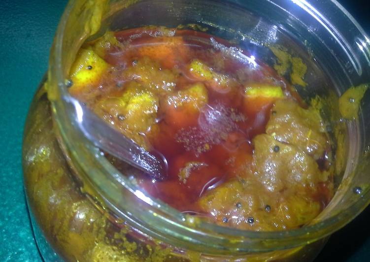 Kadarangai (Wild Lemon) Pickle