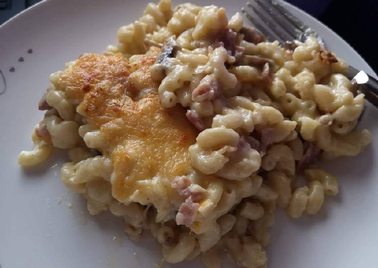 Bacon, Mushroom &amp; Onion Macaroni Cheese